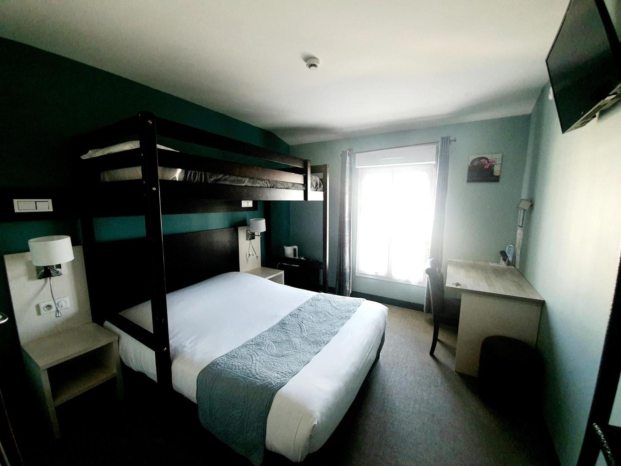 Auberge Des Lacs Bleus Clerac Exterior photo