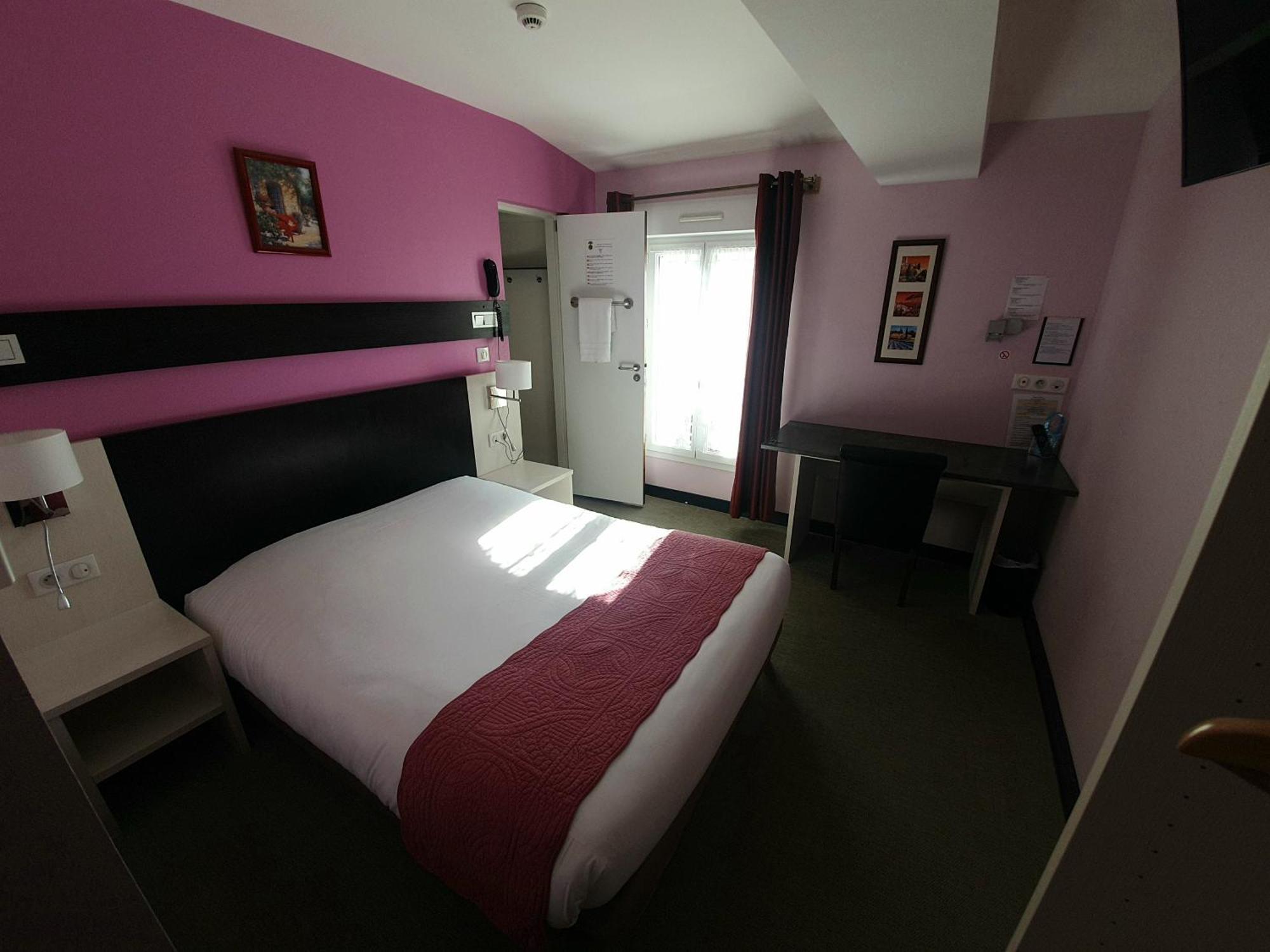 Auberge Des Lacs Bleus Clerac Room photo